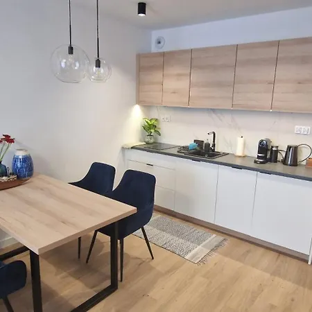 Apartment Zatoka Snow Z Widokiem Na Morze 3,5h Od Wawy Mechelinki
