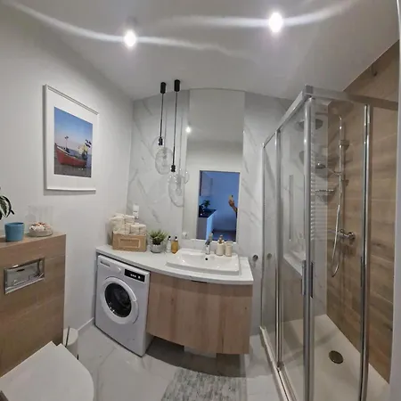 Apartment Zatoka Snow Z Widokiem Na Morze 3,5h Od Wawy Mechelinki